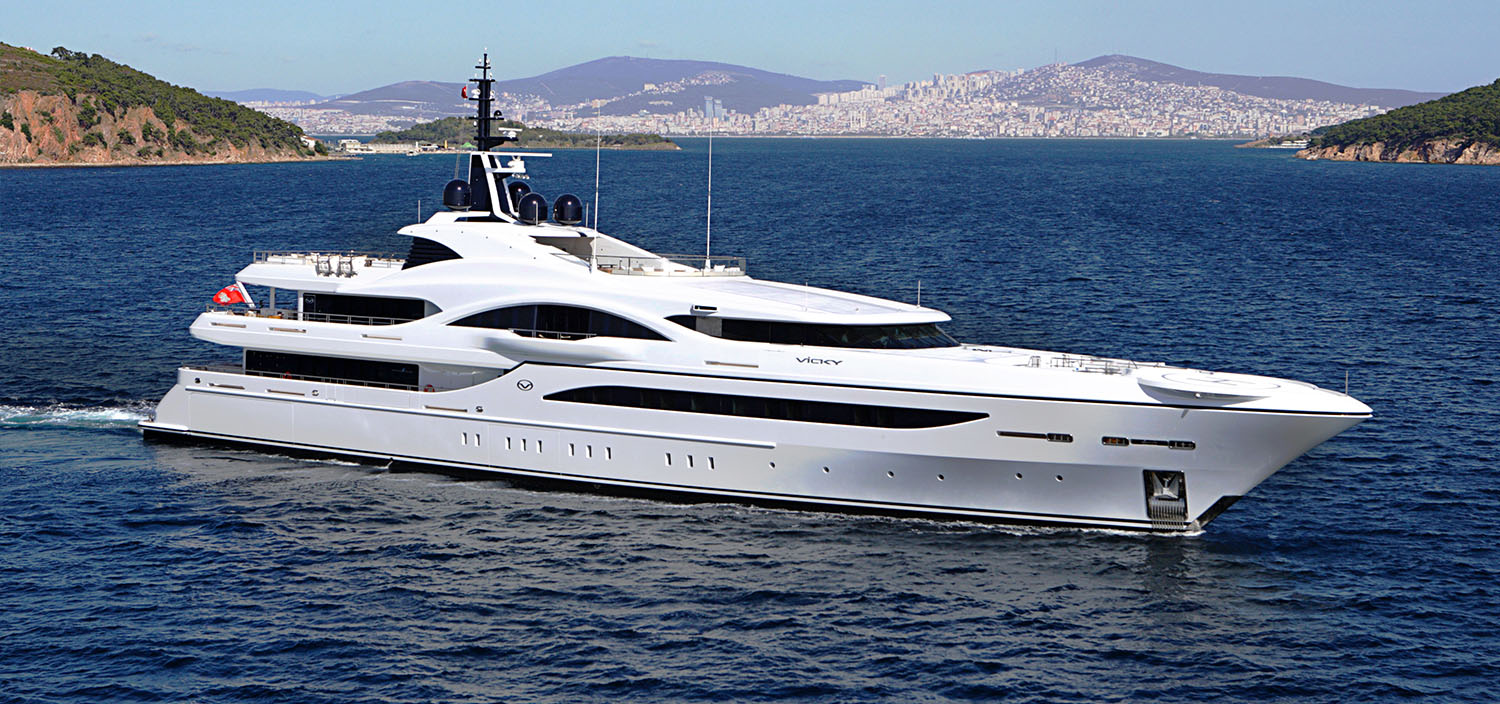 Fraser: a yacht brokerage unlike any other with exceptional luxury yacht brokers