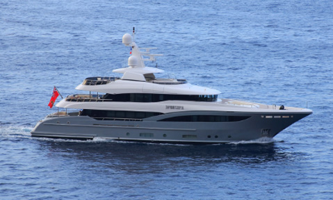 Royal Hakvoort - yacht for sale