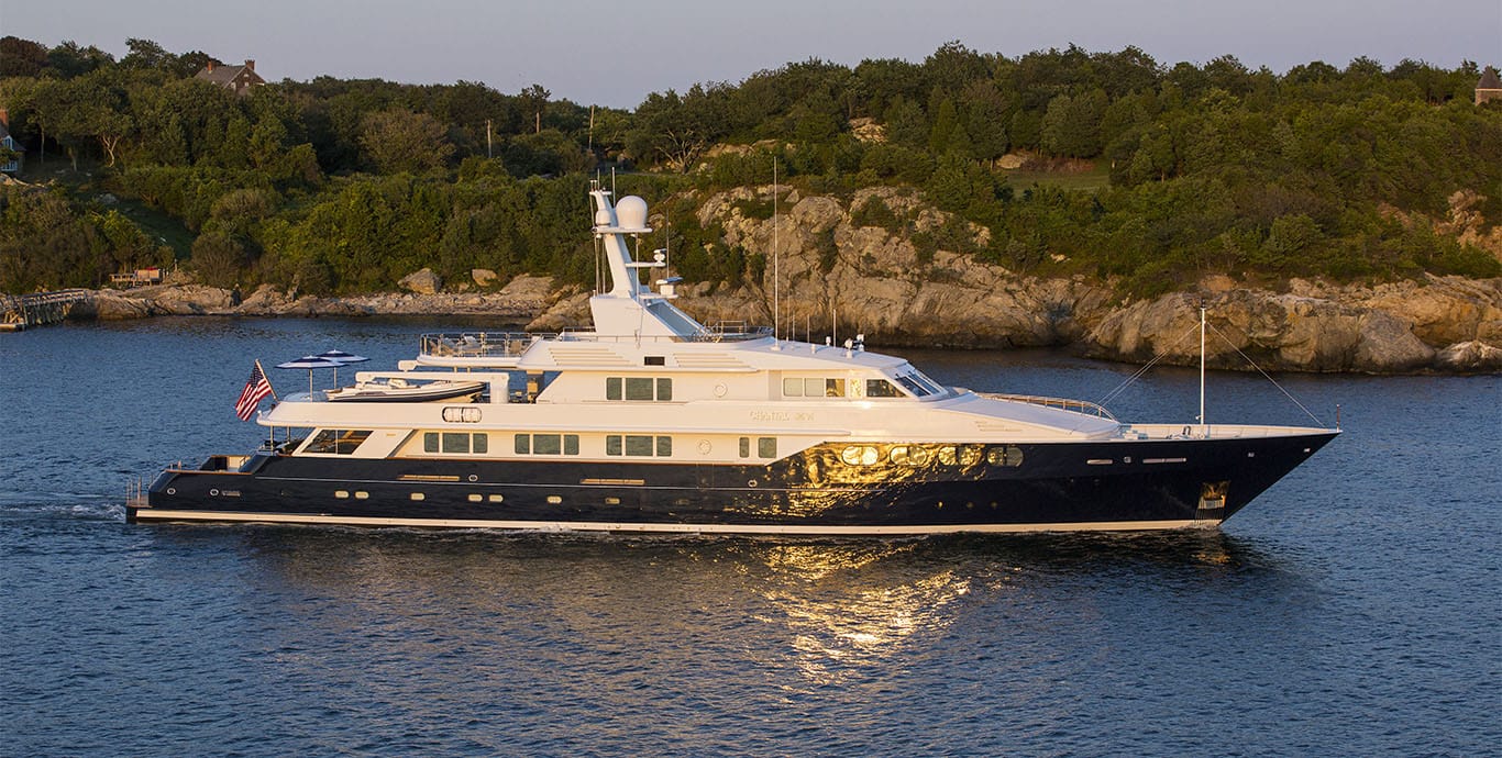 motor yacht chantal ma vie