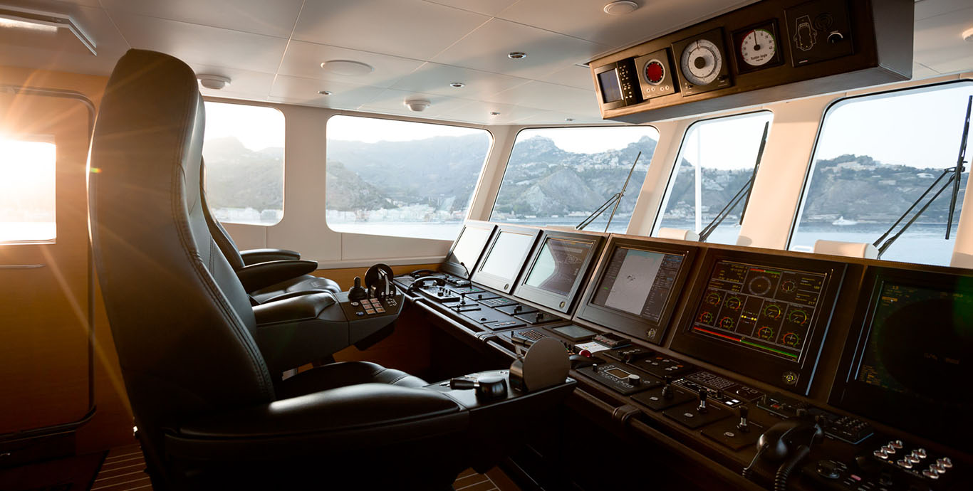 garcon yacht interior