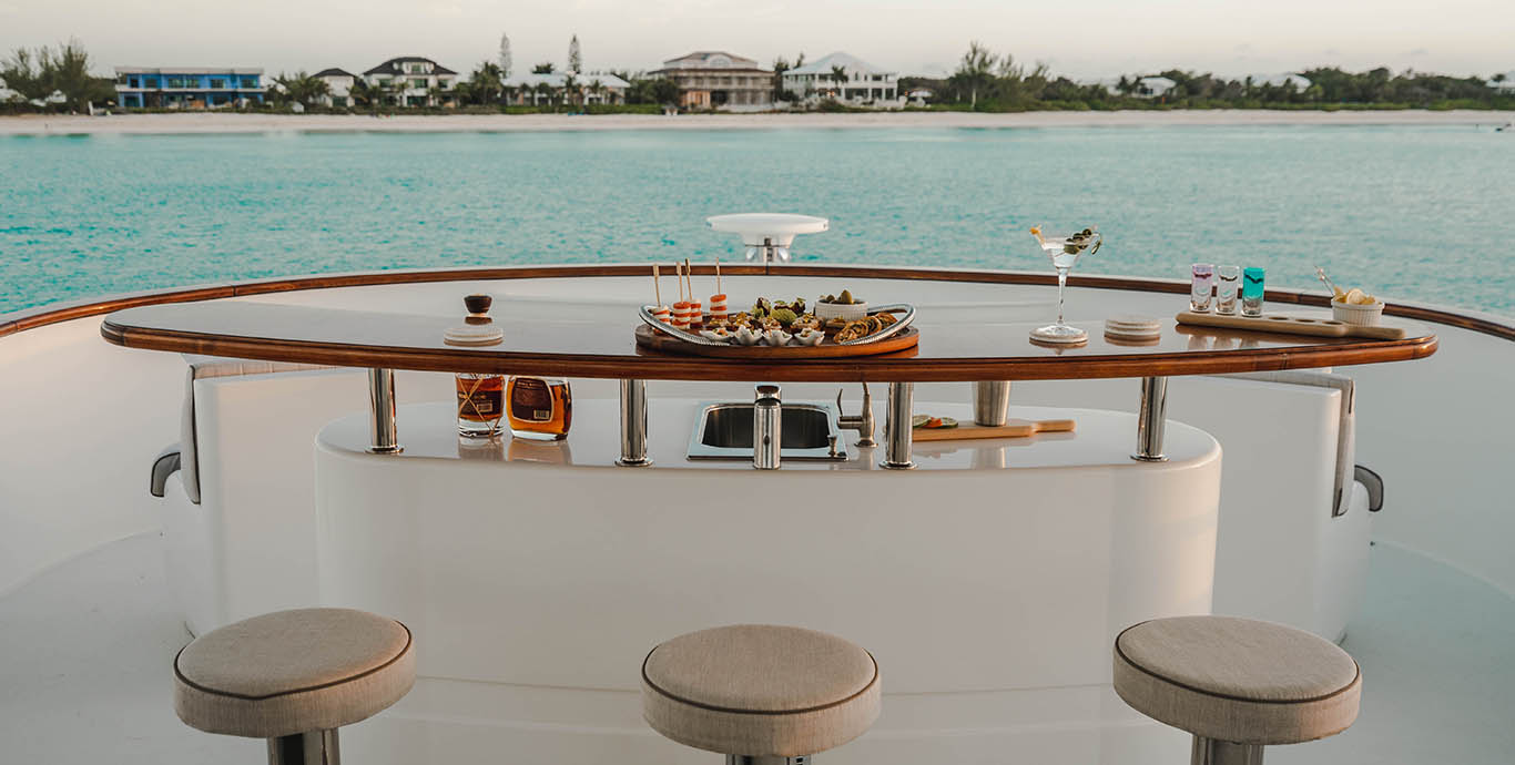 HEAVEN CAN WAIT YACHT FOR CHARTER