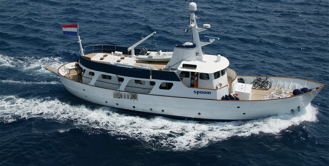 SPOOM Yacht for Sale Fraser